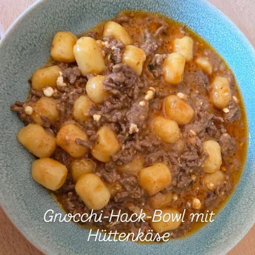 Gnocchi-Hack-Bowl mit Hüttenkäse Rezept von URSPICES