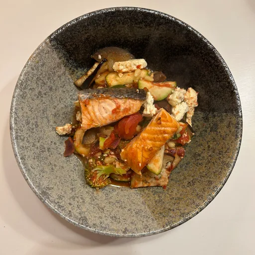 Lachs mit Ofengemüse