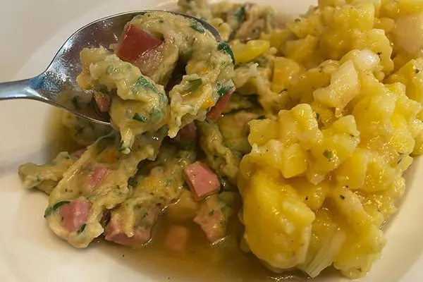 Schwäbische Wurstspätzle - Rezept